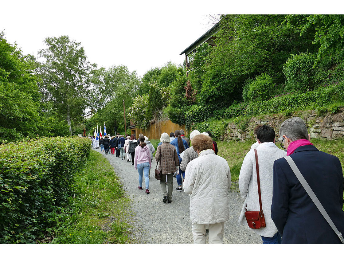 Bittprozession an Christi Himmelfahrt (Foto: Karl-Franz Thiede)